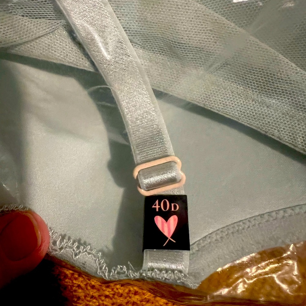 New with tags VS bra
